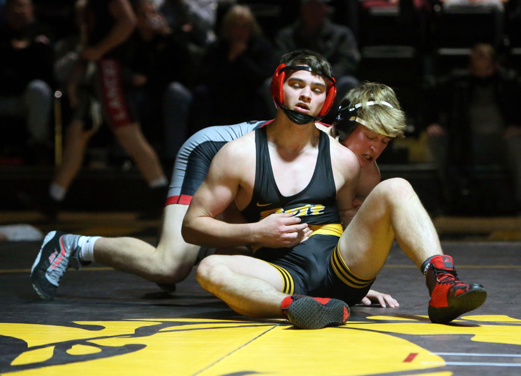 010622-qc-spt-ns-bett wrestling016.JPG